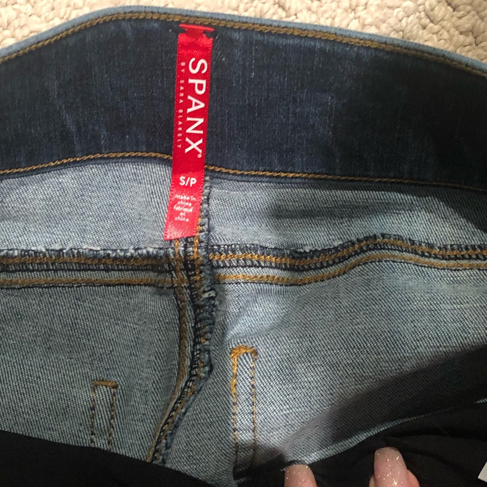 NWOT SPANX RAW EDGE SKINNY JEANS S/P - Picture 2 of 5